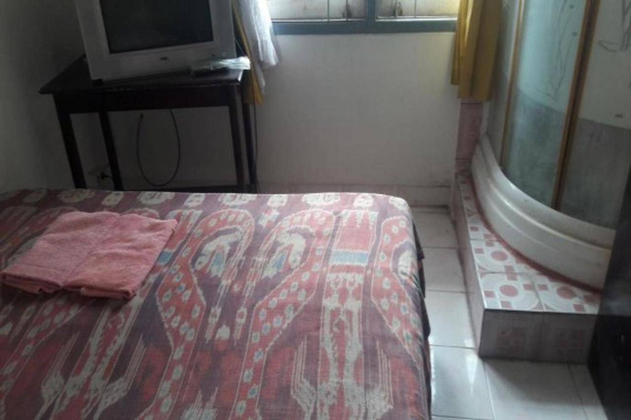 Hotel Airlangga Mataram Esterno foto