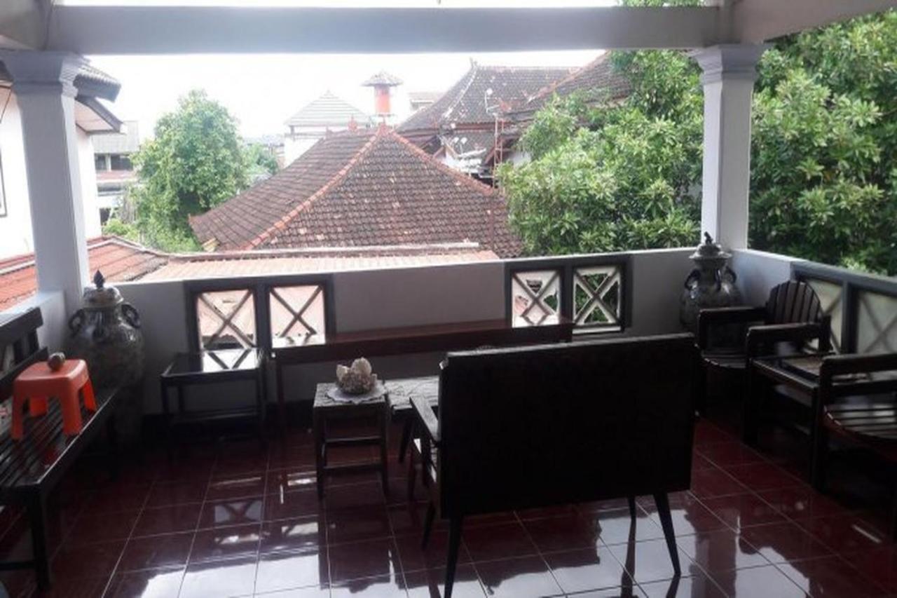 Hotel Airlangga Mataram Esterno foto