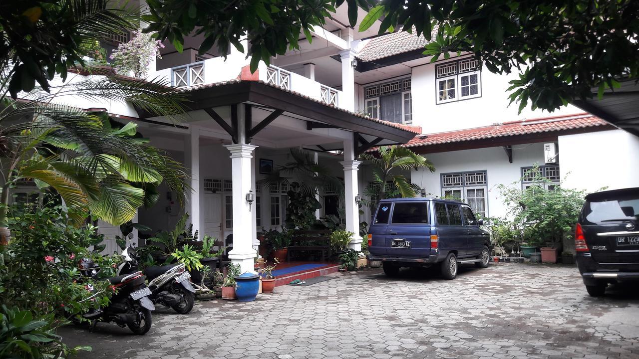 Hotel Airlangga Mataram Camera foto